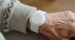 choosing wearable medical alert buttons